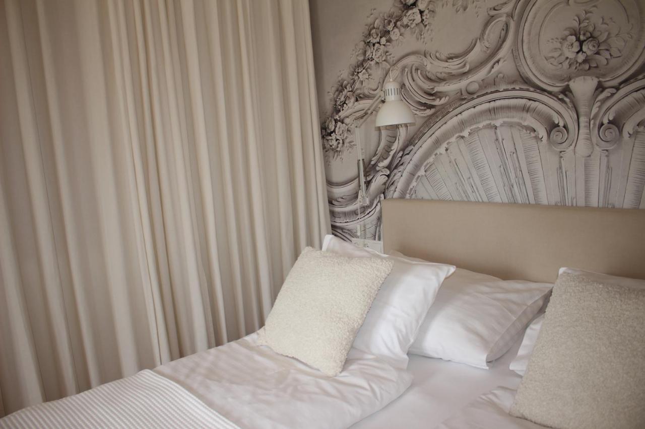 White Flat By Grazrentals With Cool Location & Free Parking Экстерьер фото