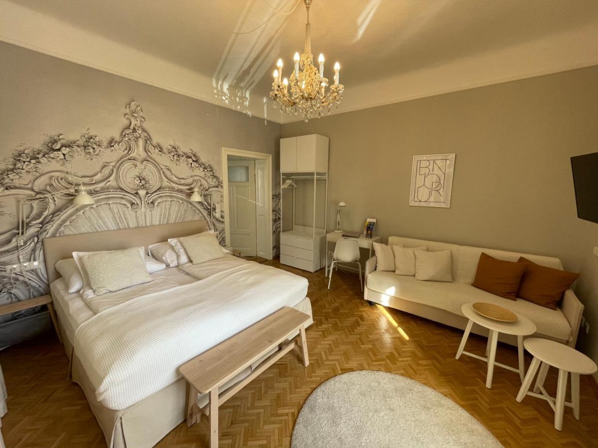 White Flat By Grazrentals With Cool Location & Free Parking Экстерьер фото